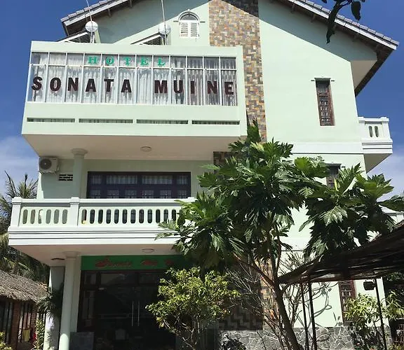 Khách sạn Chao Mui Ne 2*